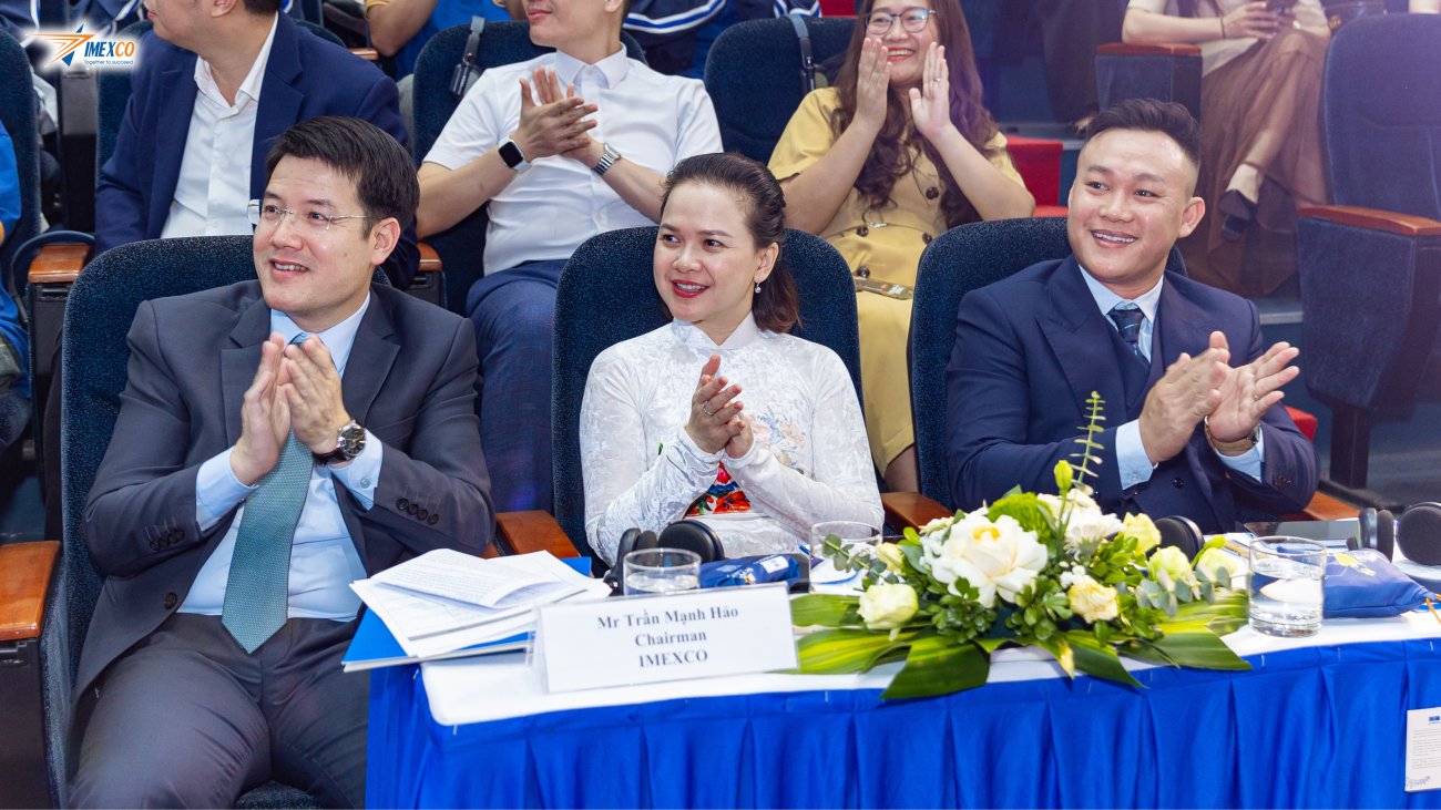 Chủ tịch IMEXCO Trần Mạnh Hảo và các đại biểu tại sự kiện hợp tác với UNESCO